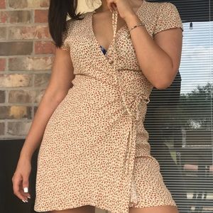 Brandy Melville wrap dress